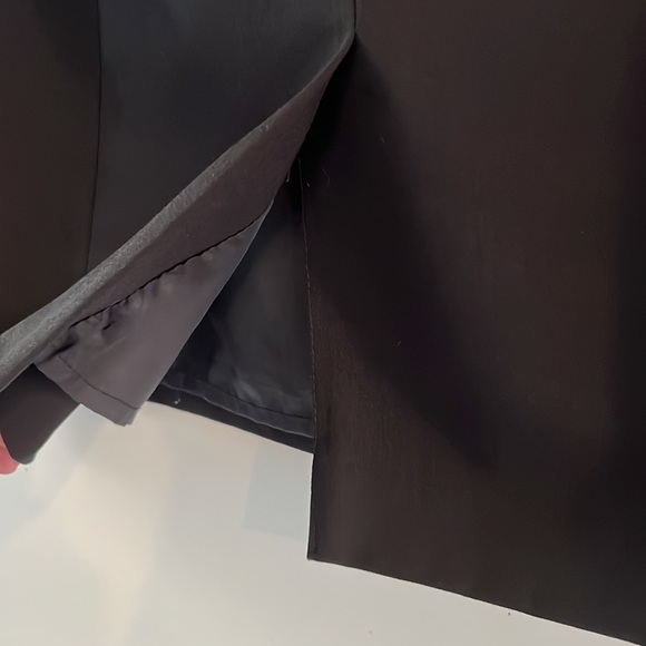 Calvin Klein Women’s skirt. - Picture 4 of 7